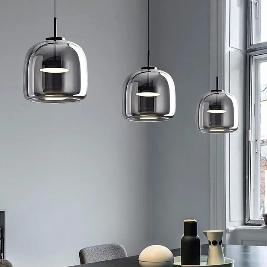 Suspension LED en Verre Nordique Élégante