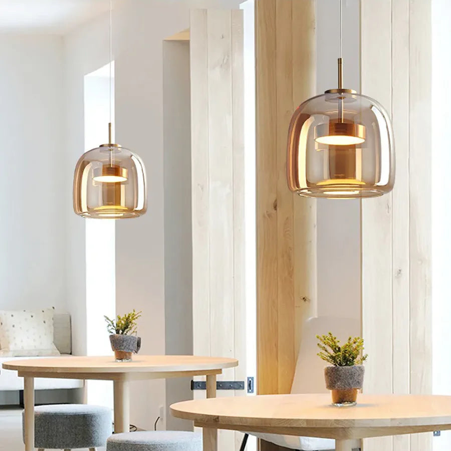 Suspension LED en Verre Nordique Élégante