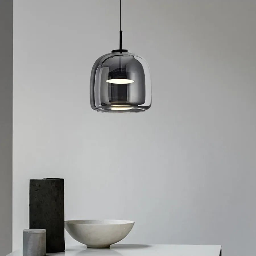 Suspension LED en Verre Nordique Élégante