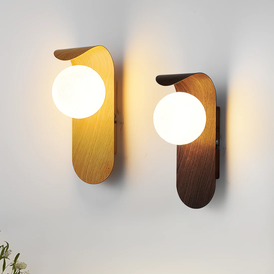 Applique Murale Scandinave Globe en Bois LED – Chaleur Naturelle & Ambiance Nordic