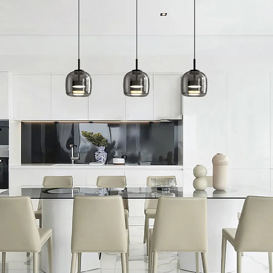Suspension LED en Verre Nordique Élégante