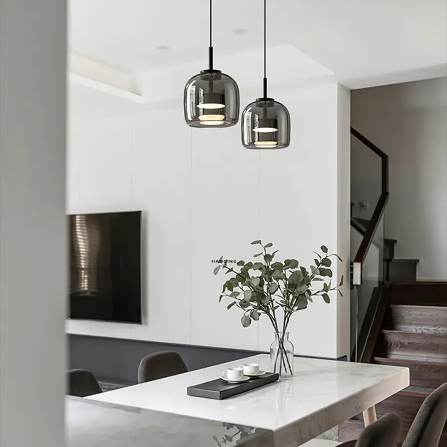 Suspension LED en Verre Nordique Élégante