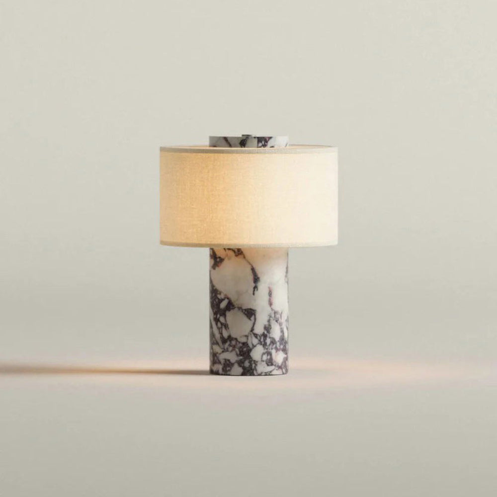 Lampe de Table Portable Aurie – Éclairage Élégant Sans Contrainte de Câble