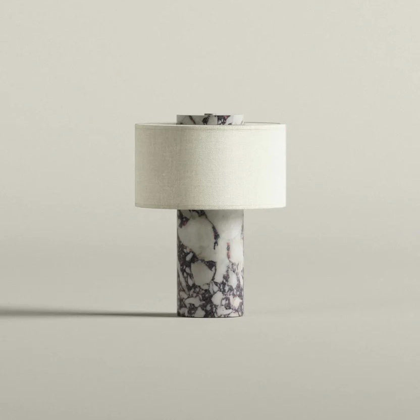 Lampe de Table Portable Aurie – Éclairage Élégant Sans Contrainte de Câble