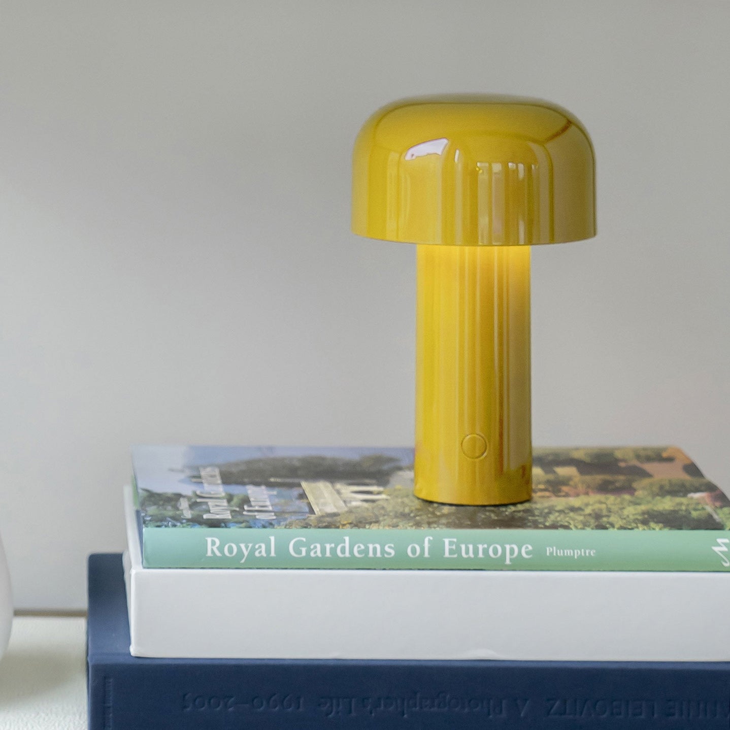 Lampe de Table Sans Fil Bellhop – Liberté d'Éclairage & Design Contemporain