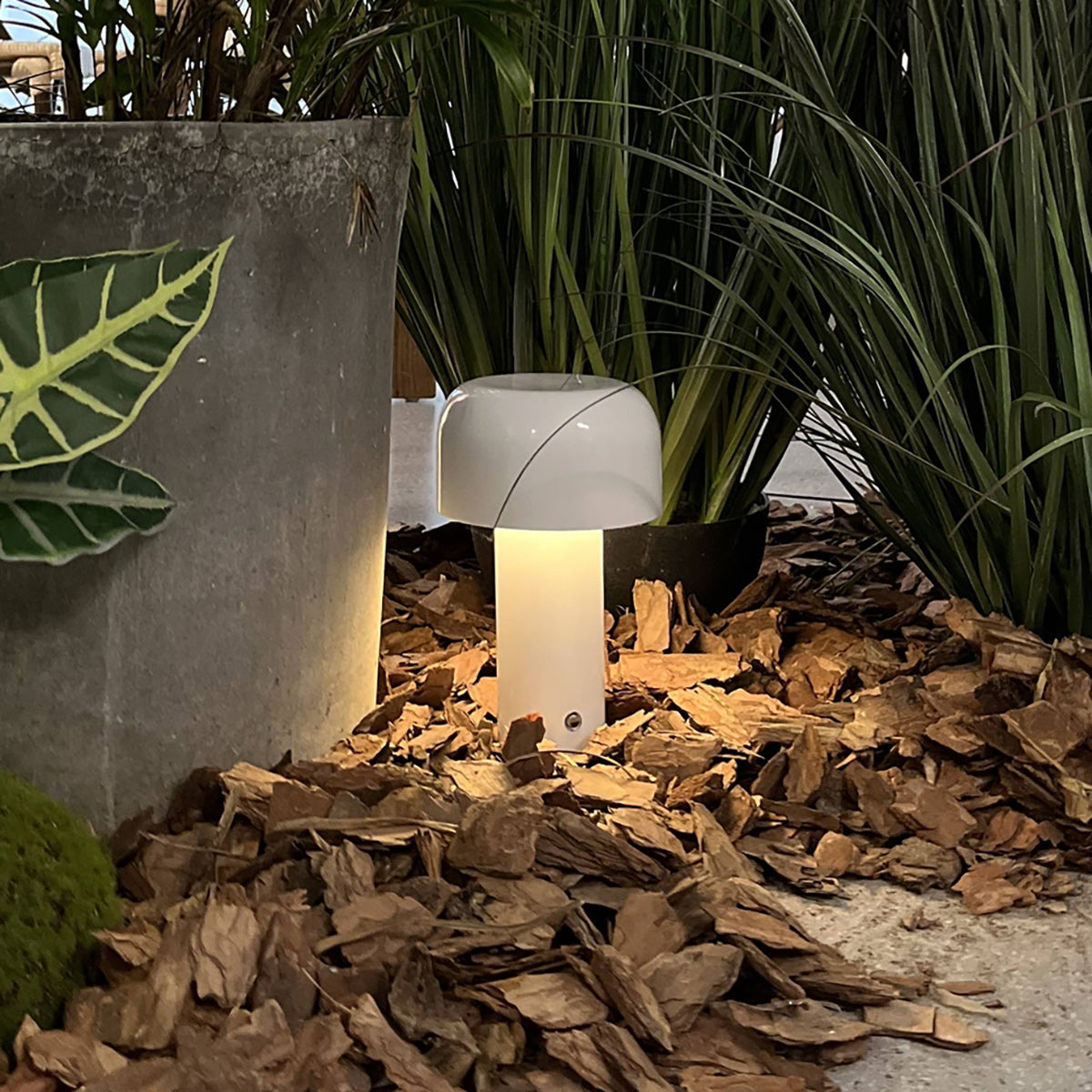 Lampe de Table Sans Fil Bellhop – Liberté d'Éclairage & Design Contemporain