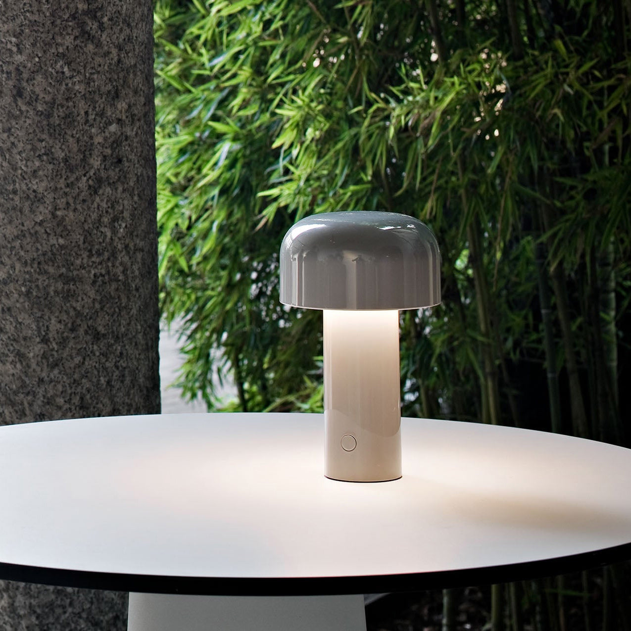 Lampe de Table Sans Fil Bellhop – Liberté d'Éclairage & Design Contemporain