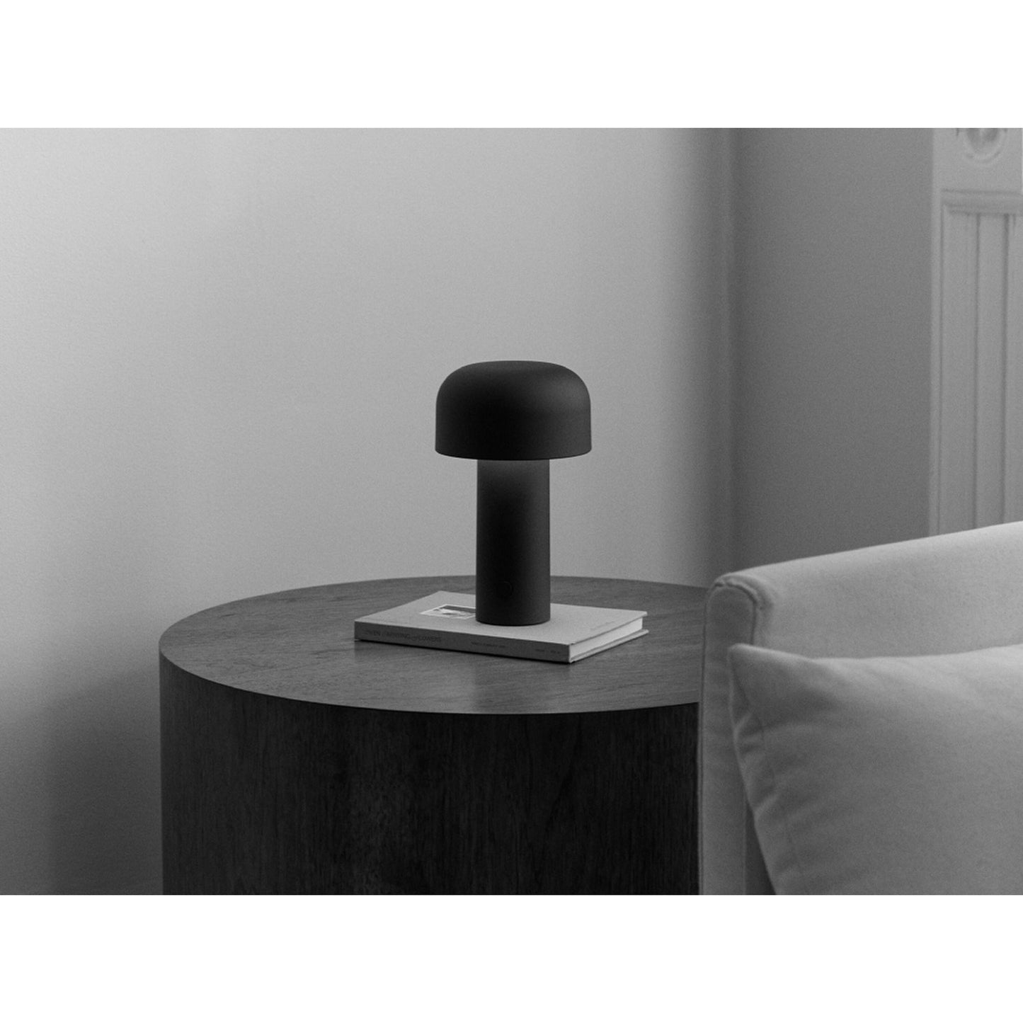 Lampe de Table Sans Fil Bellhop – Liberté d'Éclairage & Design Contemporain