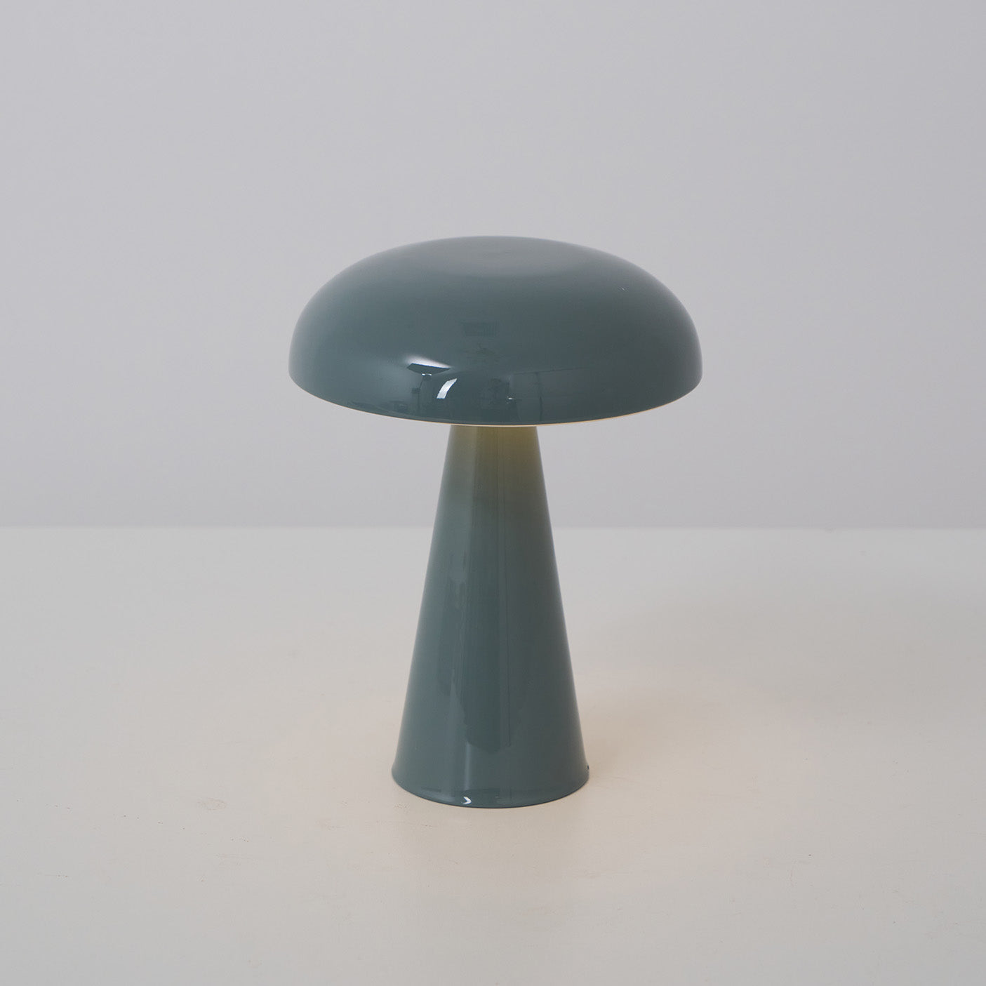 Lampe de Table Como tactile  – Design Minimaliste & Éclairage Sans Fil