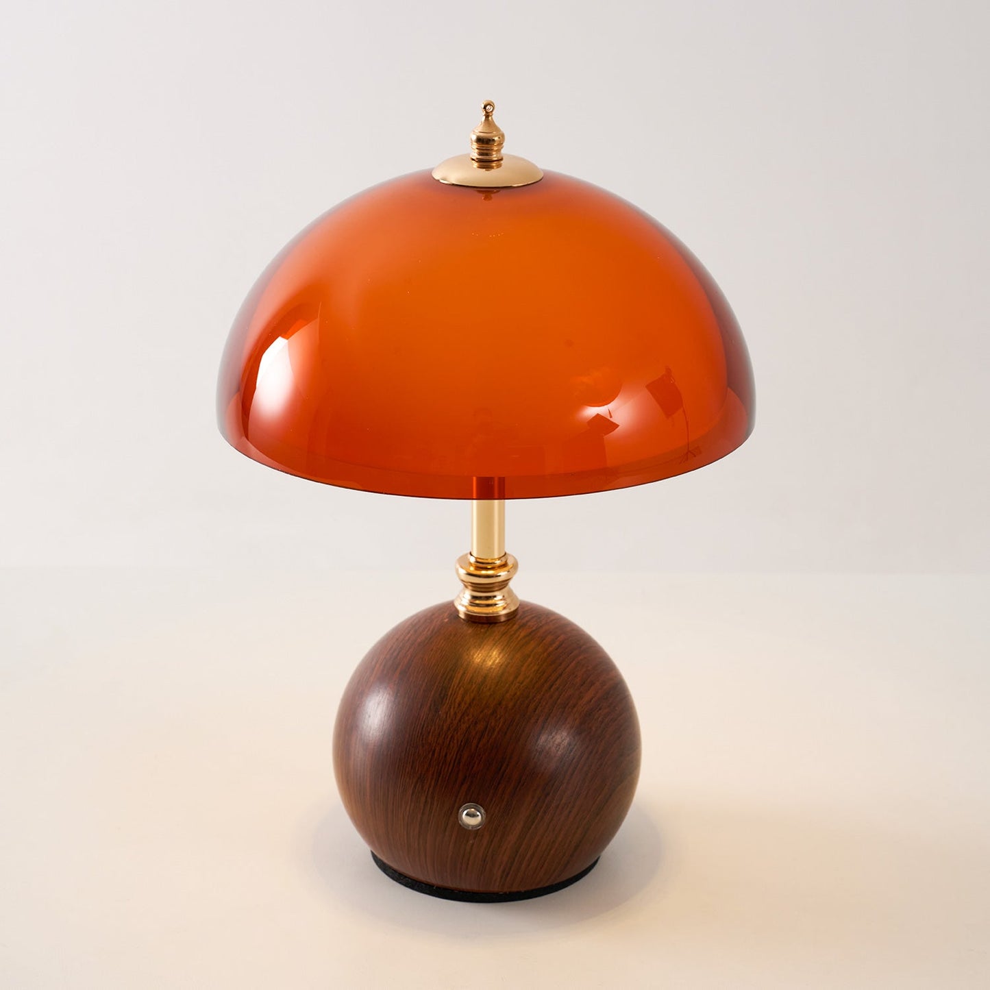 Lampe de Table LED Rechargeable Coby – Sculpture Lumineuse & Liberté de Placement