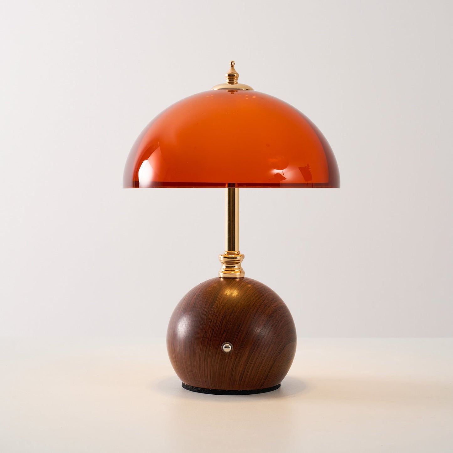 Lampe de Table LED Rechargeable Coby – Sculpture Lumineuse & Liberté de Placement