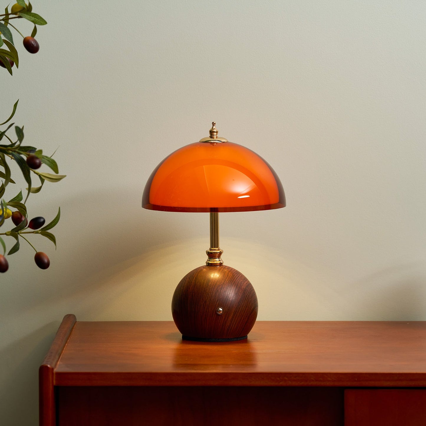 Lampe de Table LED Rechargeable Coby – Sculpture Lumineuse & Liberté de Placement