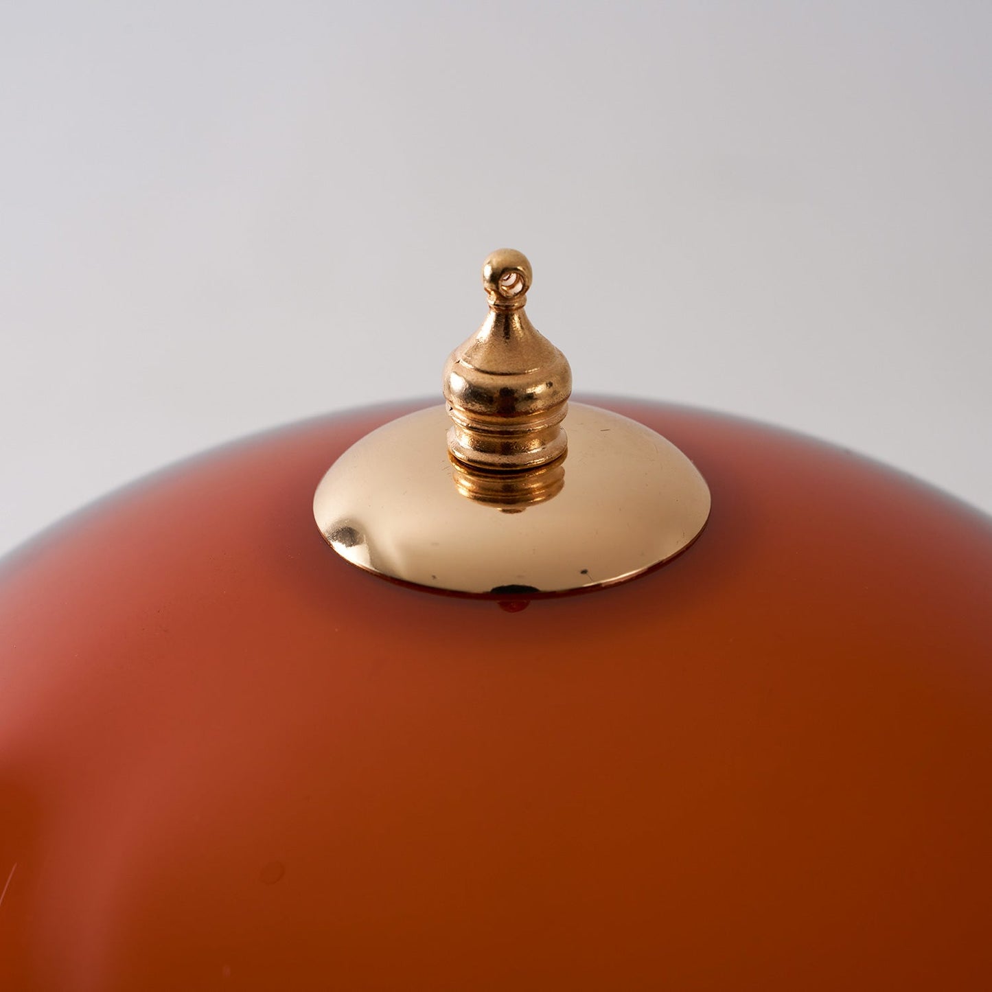 Lampe de Table LED Rechargeable Coby – Sculpture Lumineuse & Liberté de Placement