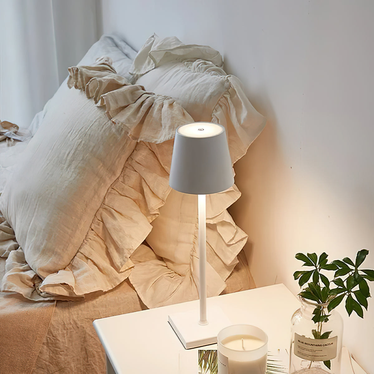 Lampe de Table Poldina Rechargeable Sans Fil – Élégance Portable & Lumière Douce