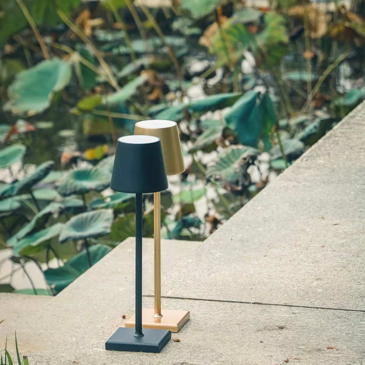 Lampe de Table Poldina Rechargeable Sans Fil – Élégance Portable & Lumière Douce