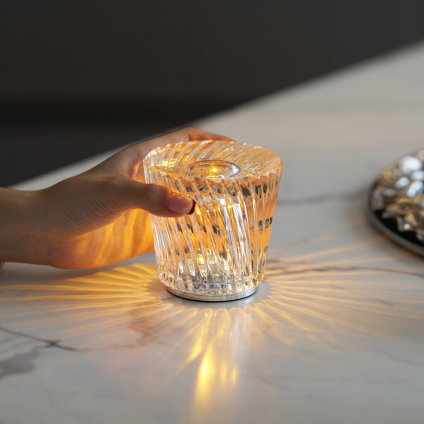 Lampe de Table Cristal Diamant à Batterie – Ambiance Romantique & Lumière Douce