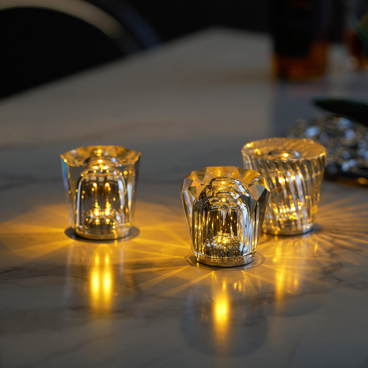 Lampe de Table Cristal Diamant à Batterie – Ambiance Romantique & Lumière Douce