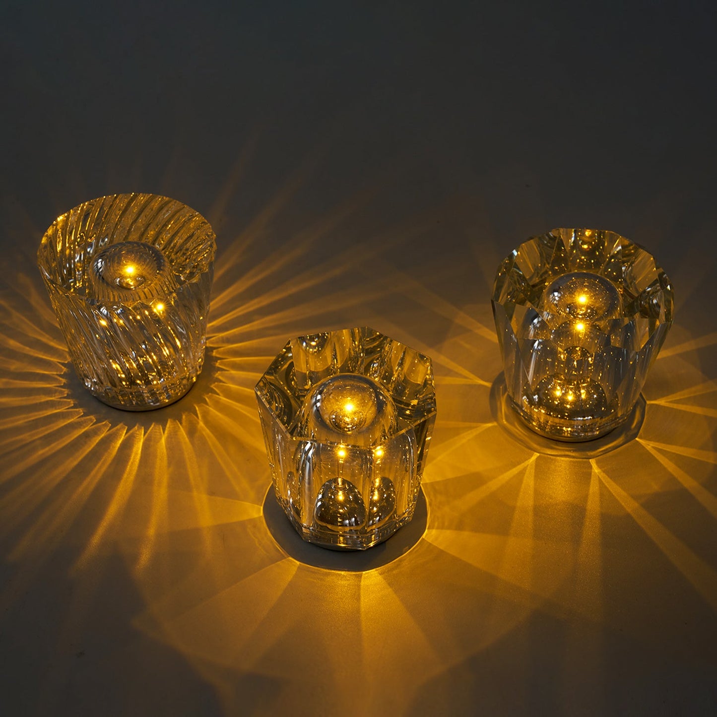 Lampe de Table Cristal Diamant à Batterie – Ambiance Romantique & Lumière Douce