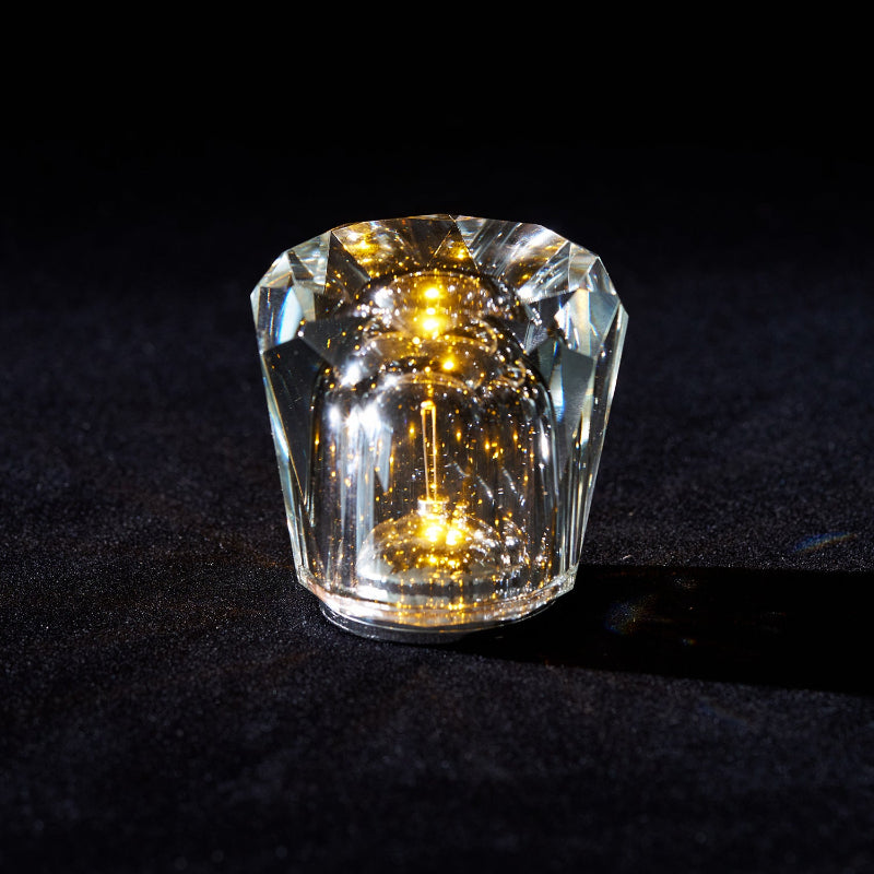 Lampe de Table Cristal Diamant à Batterie – Ambiance Romantique & Lumière Douce
