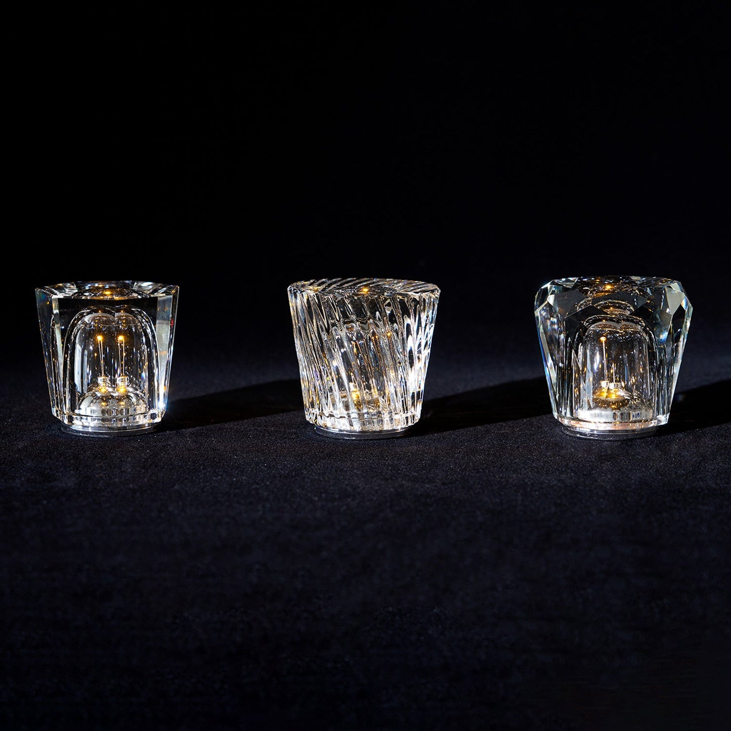 Lampe de Table Cristal Diamant à Batterie – Ambiance Romantique & Lumière Douce