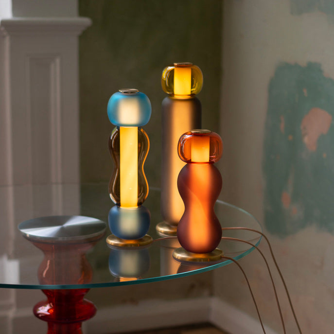Lampe de Table en Verre Coloré Drift – Luxe Vibrant & Touche Artistique
