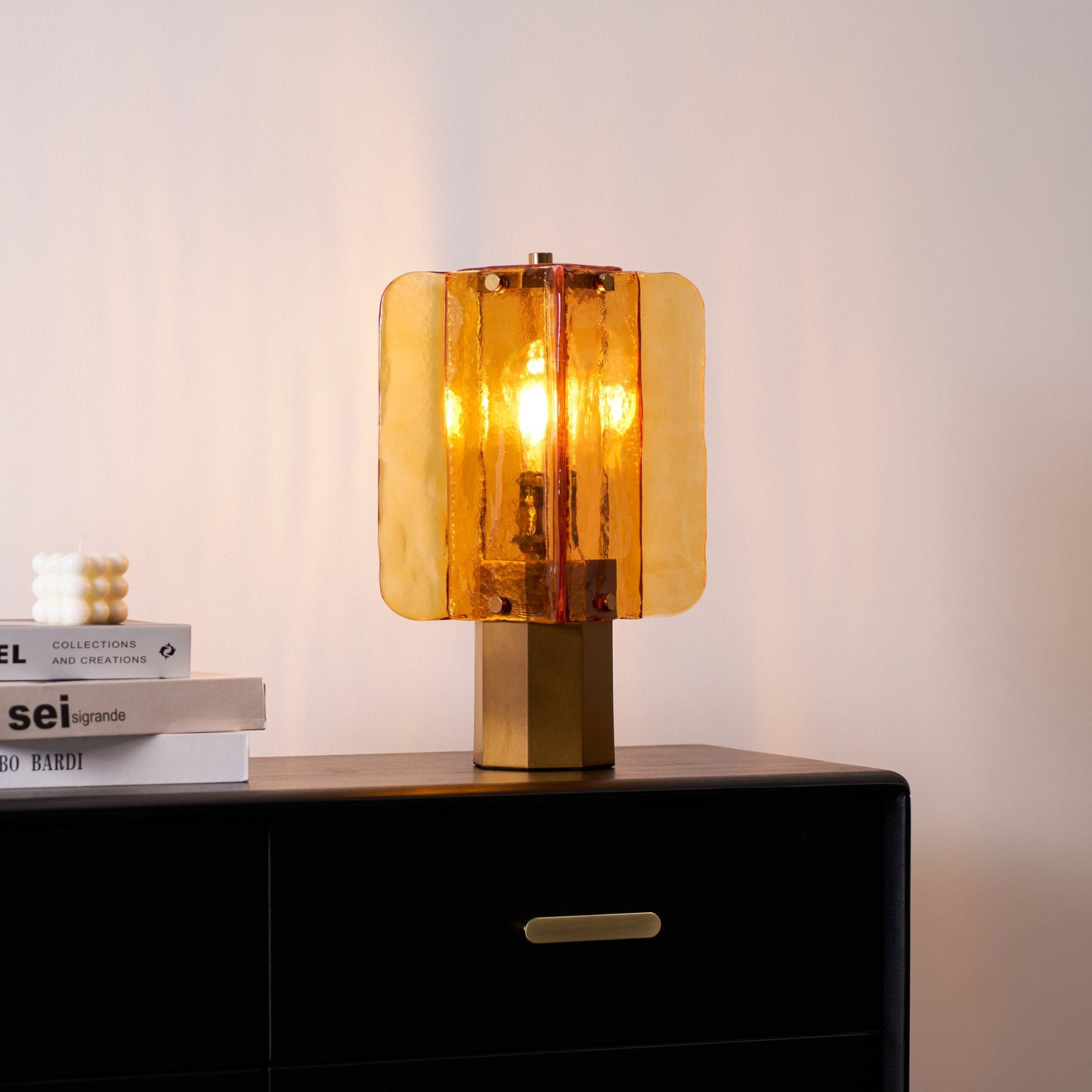 Lampe de Table Elias en Verre – Lumière Chaude & Caractère Artistique