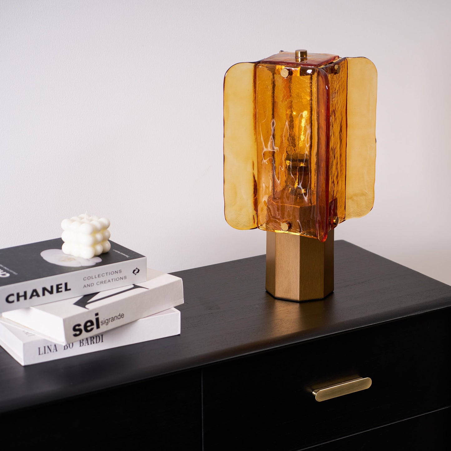 Lampe de Table Elias en Verre – Lumière Chaude & Caractère Artistique