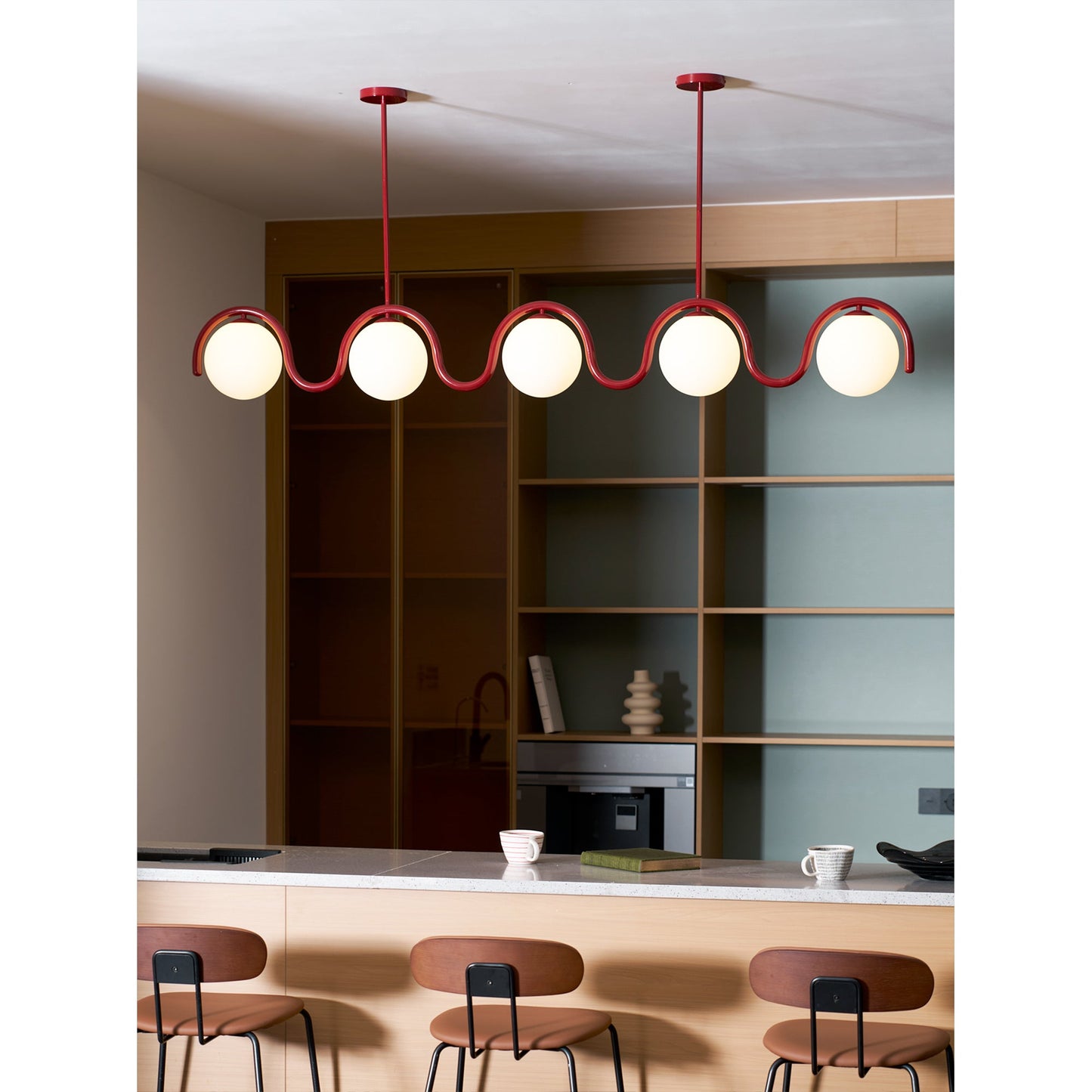 Suspension Linéaire Lenox –  Impact Visuel au Plafond