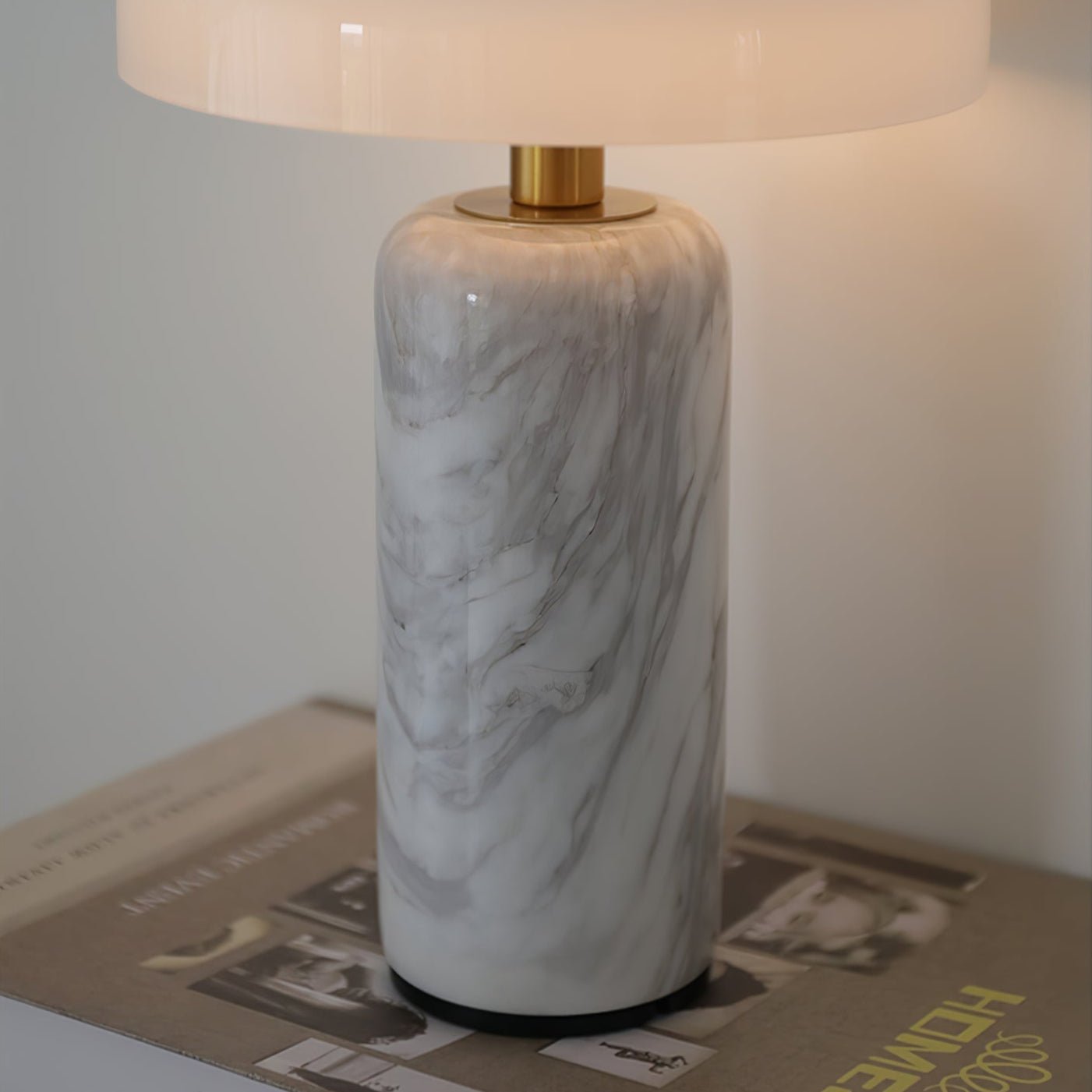Lampe de Table Lunara en Marbre à Batterie – Luxe Naturel & Éclairage Sans Fil