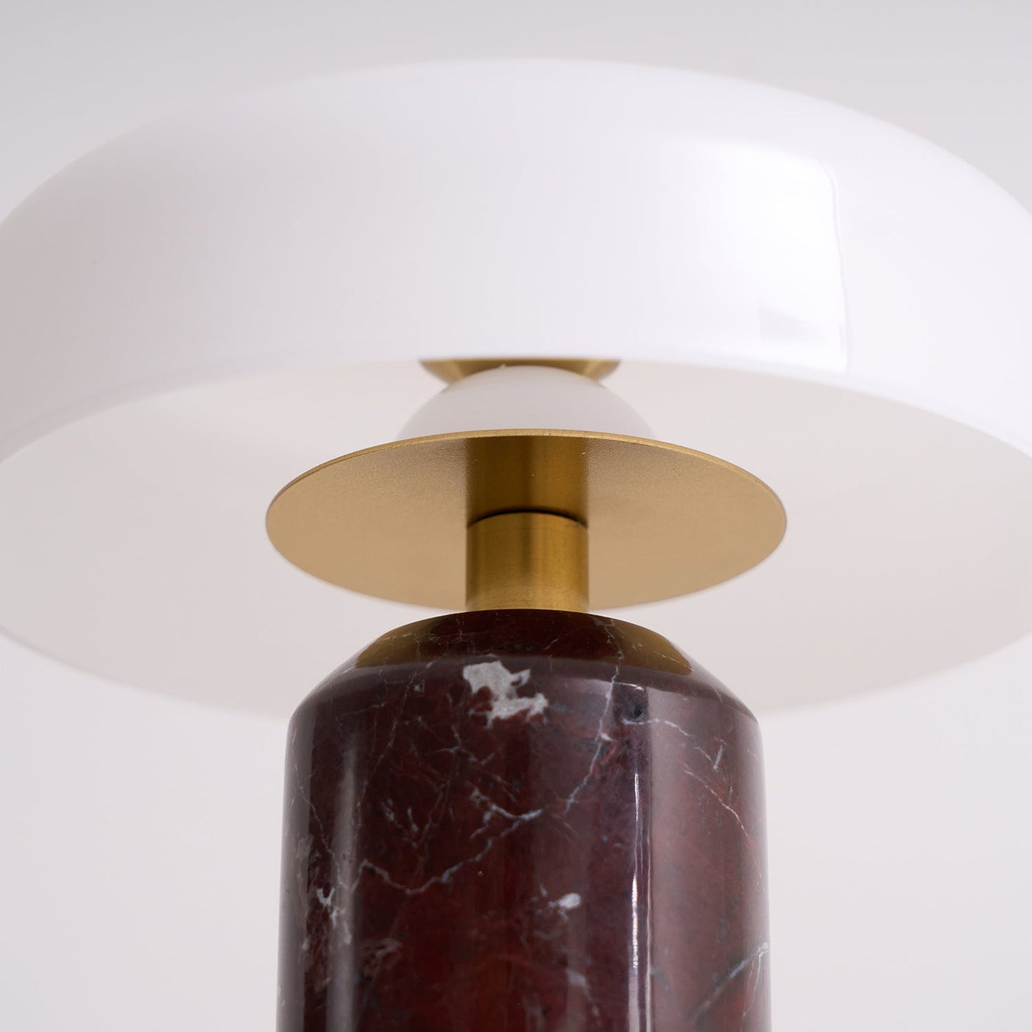 Lampe de Table Lunara en Marbre à Batterie – Luxe Naturel & Éclairage Sans Fil