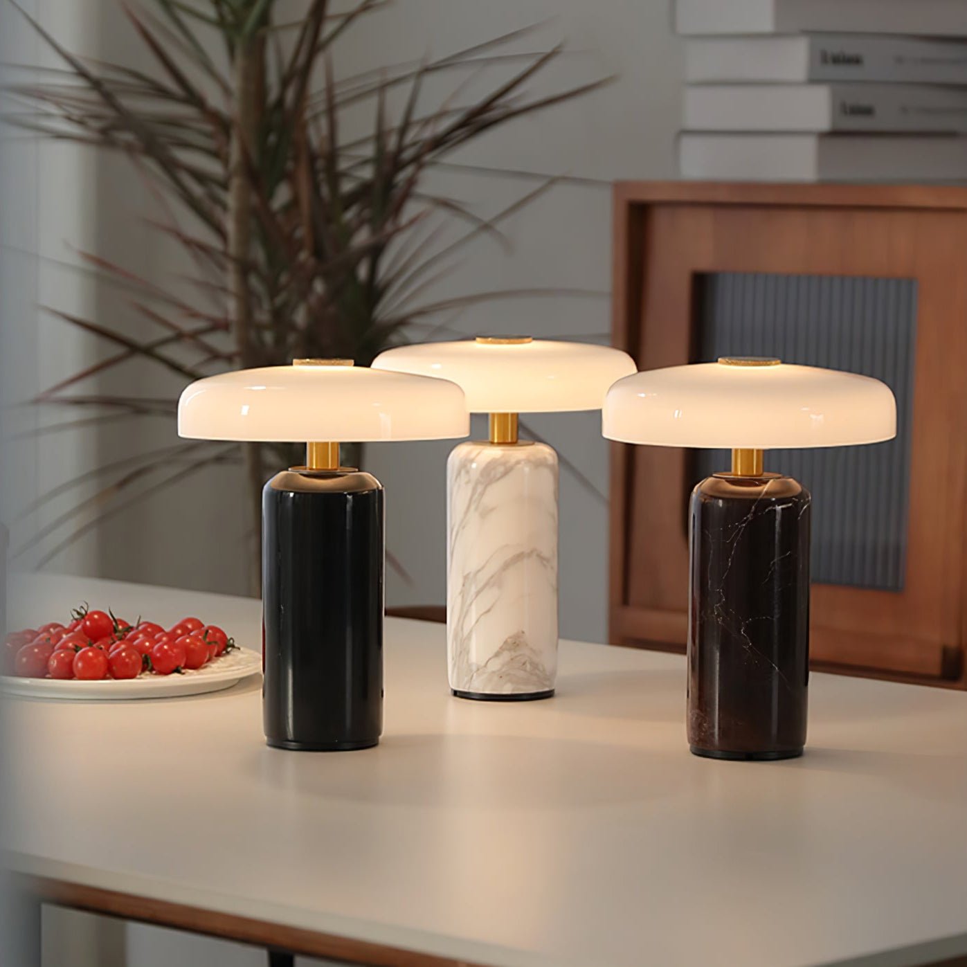 Lampe de Table Lunara en Marbre à Batterie – Luxe Naturel & Éclairage Sans Fil