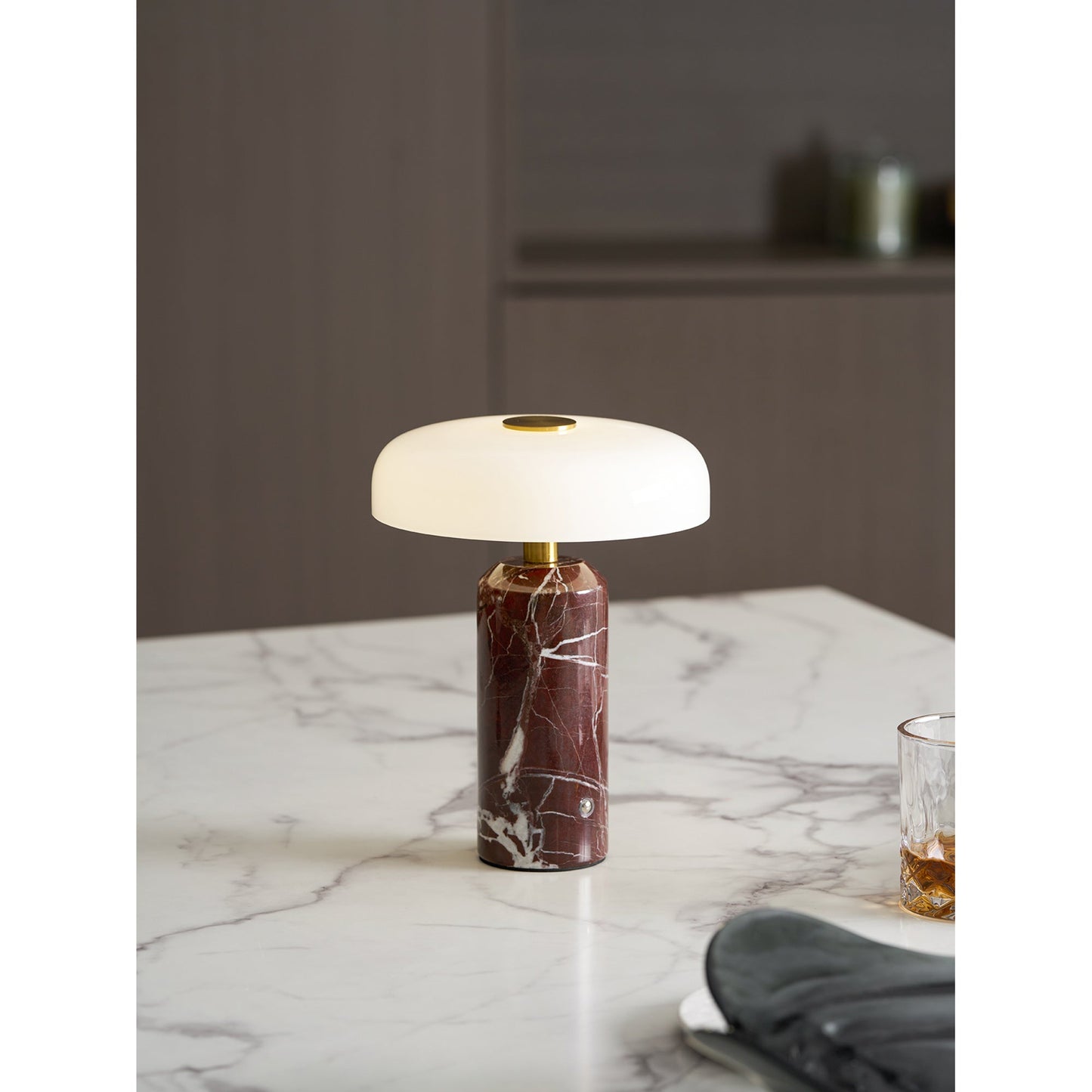 Lampe de Table Lunara en Marbre à Batterie – Luxe Naturel & Éclairage Sans Fil