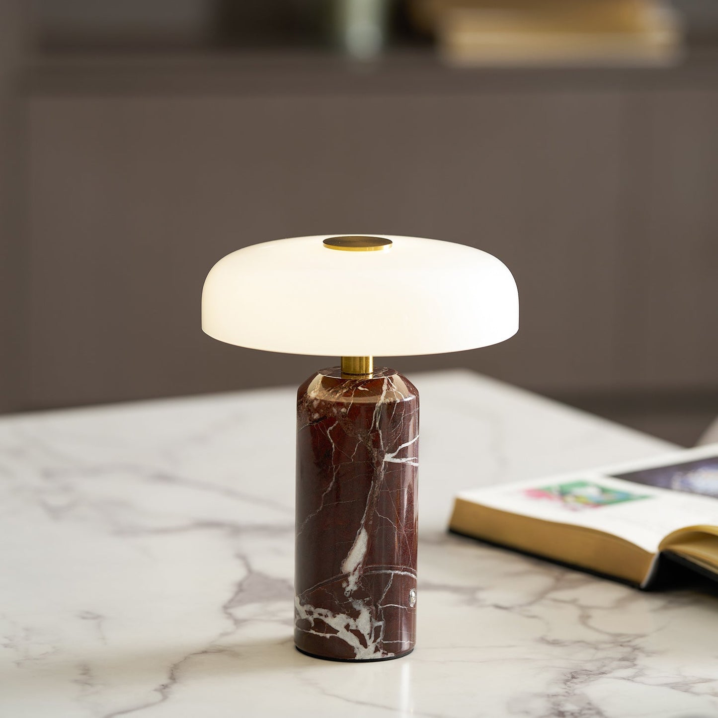 Lampe de Table Lunara en Marbre à Batterie – Luxe Naturel & Éclairage Sans Fil