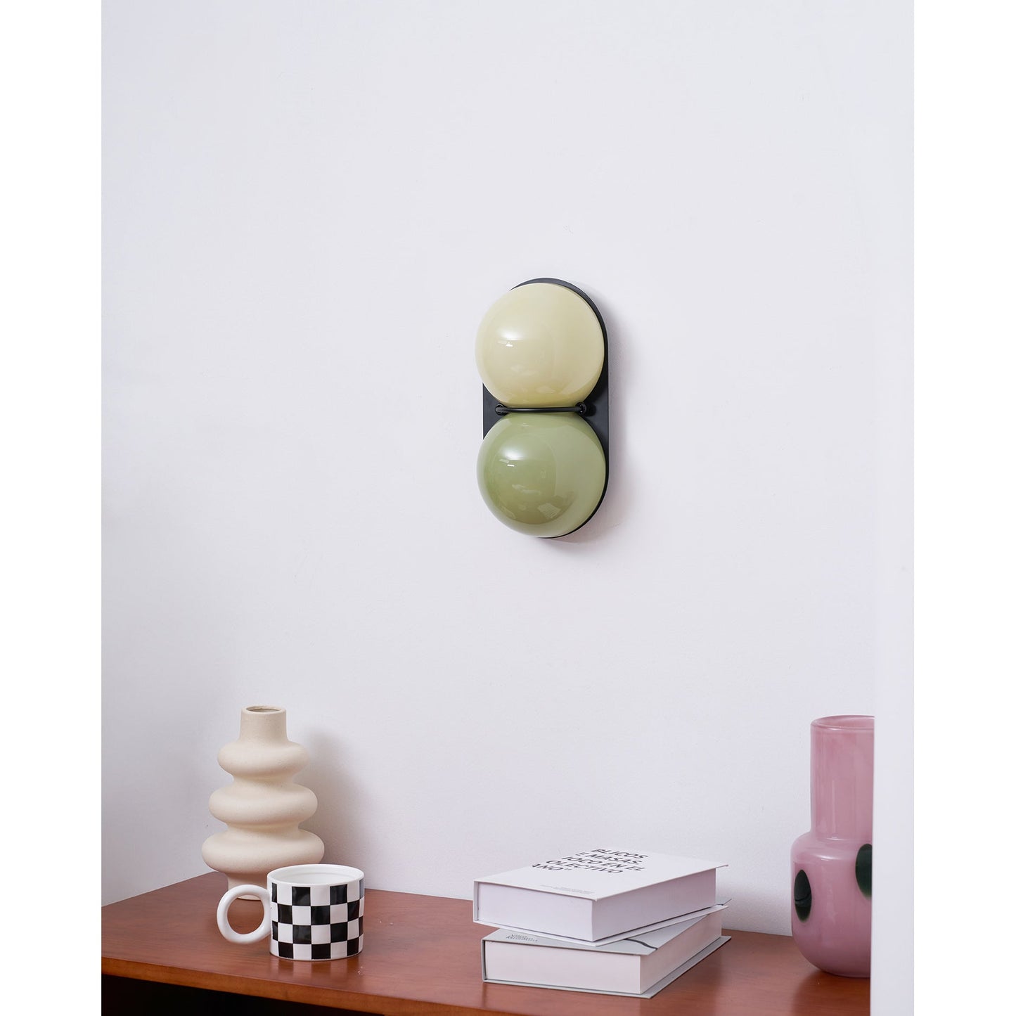 Applique Murale Matteo Twin – Double Globe Artistique & Lumière d'Accent Unique
