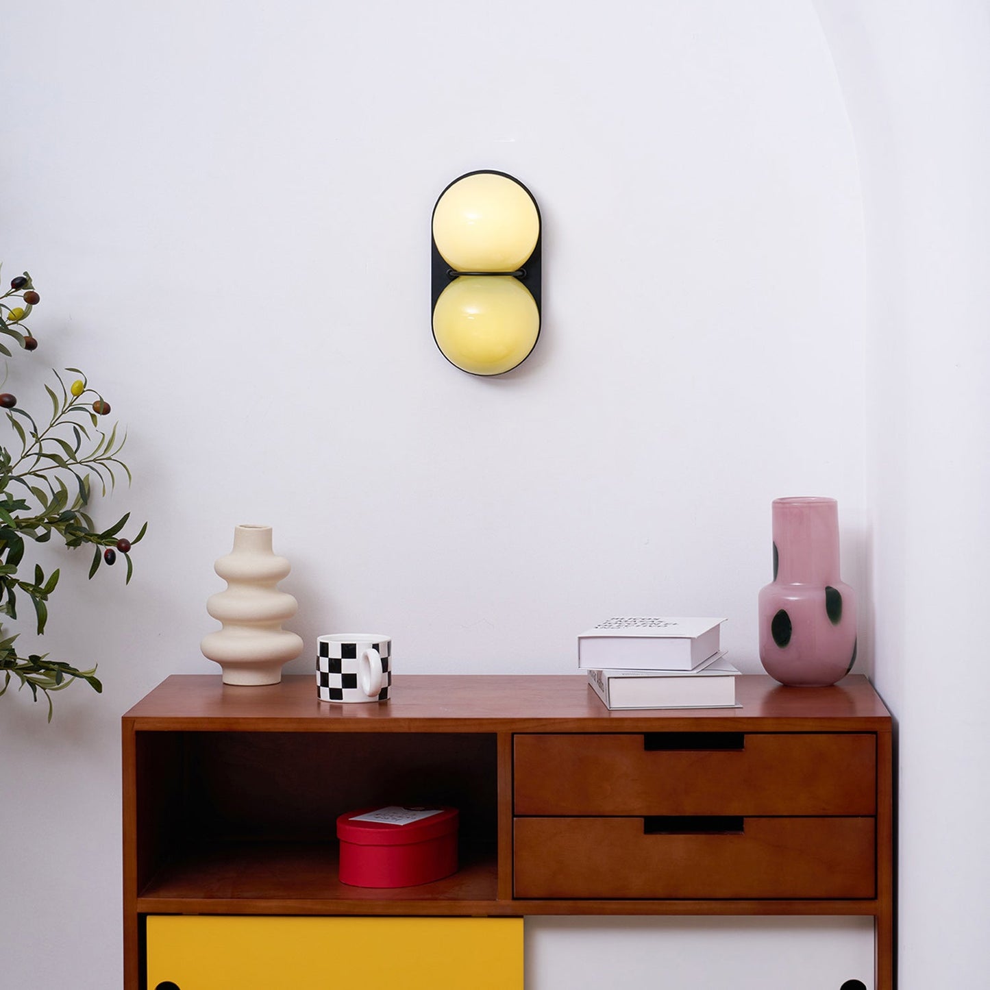 Applique Murale Matteo Twin – Double Globe Artistique & Lumière d'Accent Unique
