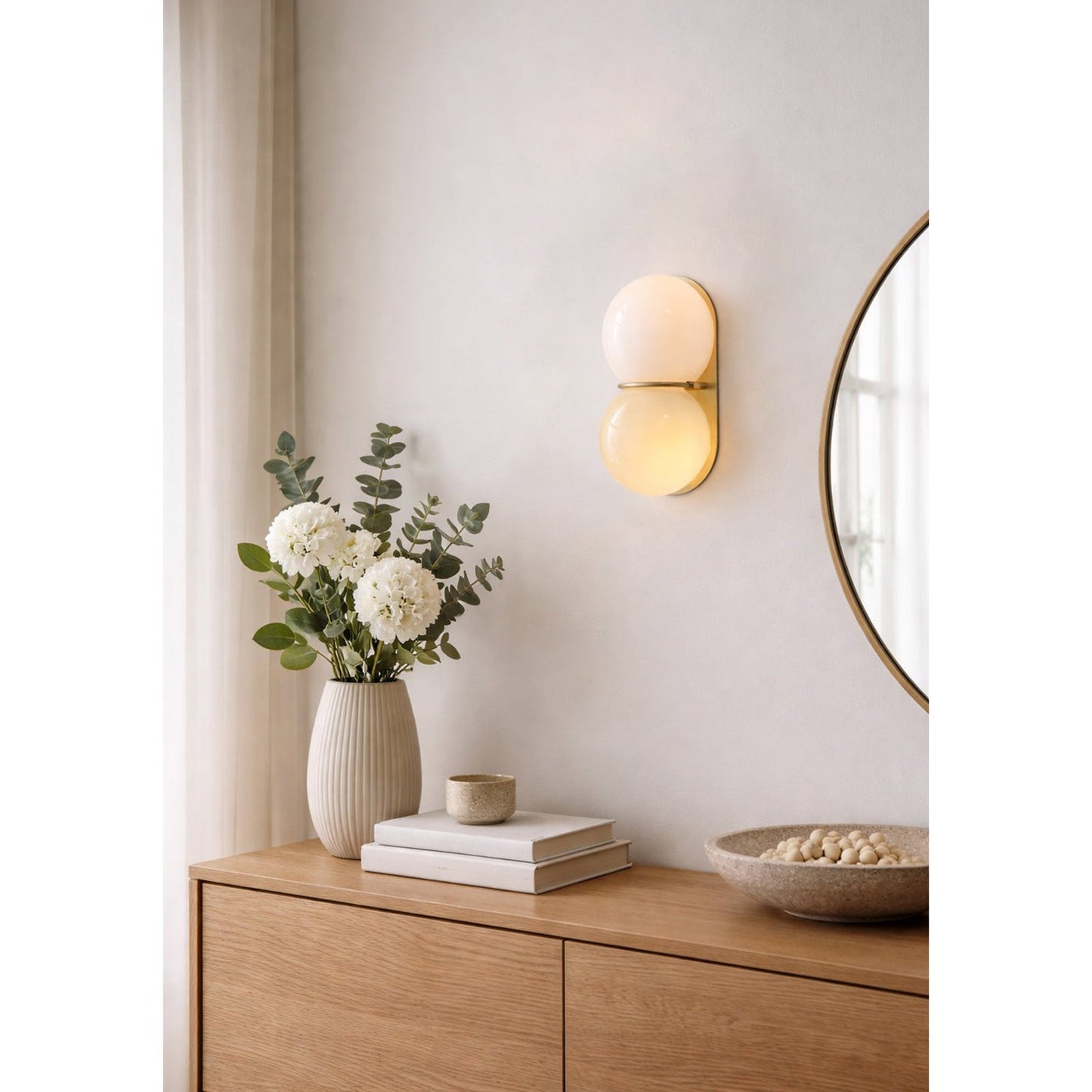Applique Murale Matteo Twin – Double Globe Artistique & Lumière d'Accent Unique