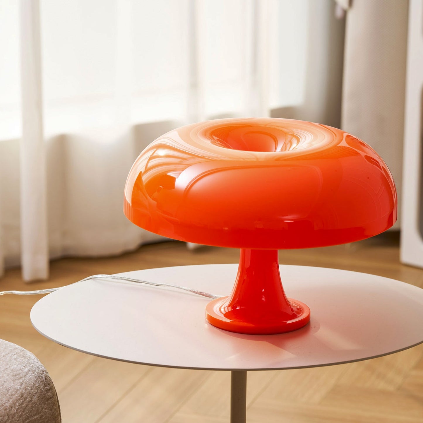 Lampe de Table Torus Colorée – Forme Circulaire Iconique & Couleurs Éclatantes