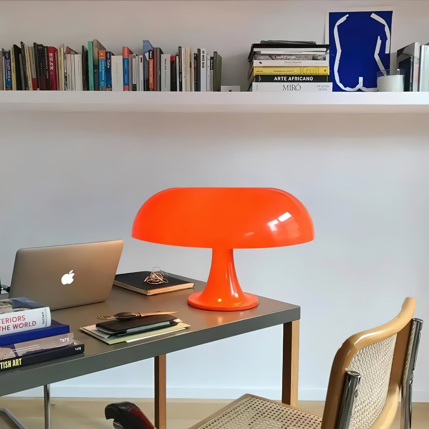 Lampe de Table Torus Colorée – Forme Circulaire Iconique & Couleurs Éclatantes