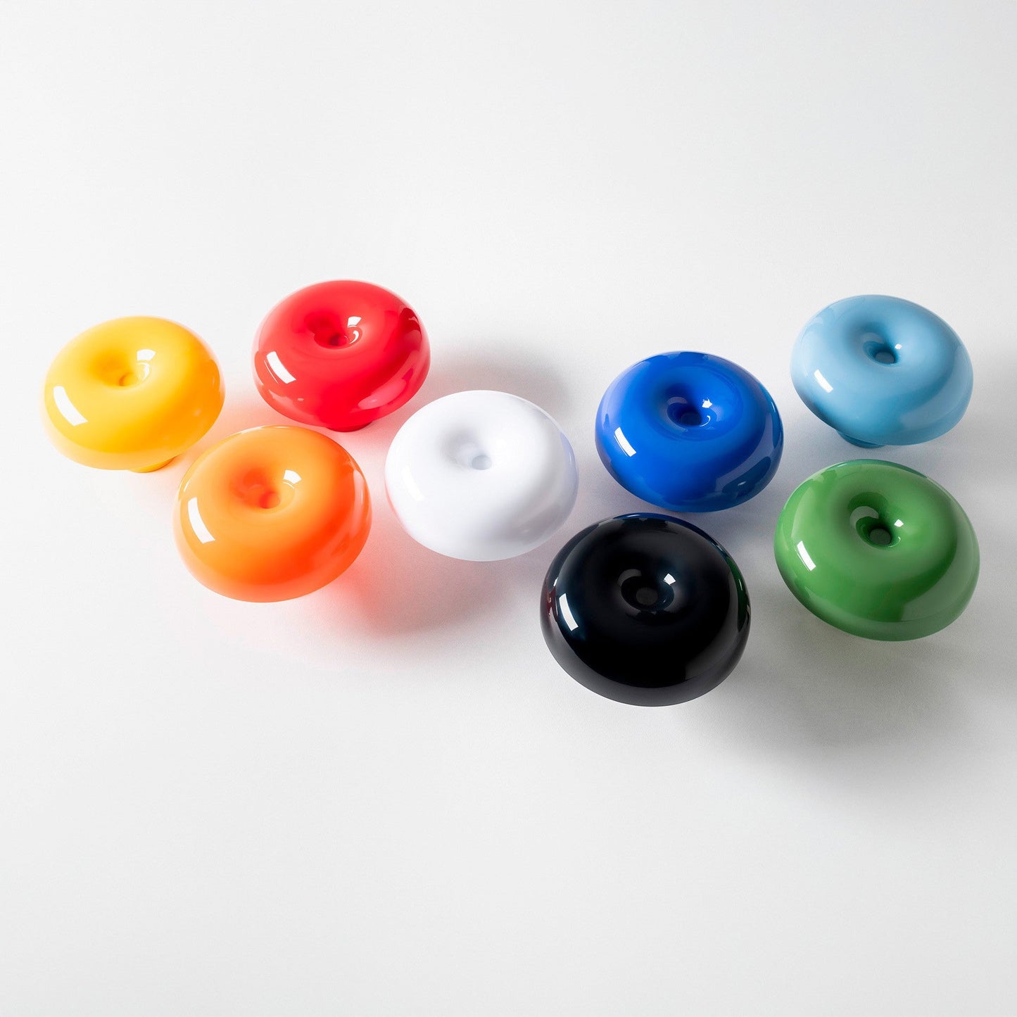 Lampe de Table Torus Colorée – Forme Circulaire Iconique & Couleurs Éclatantes