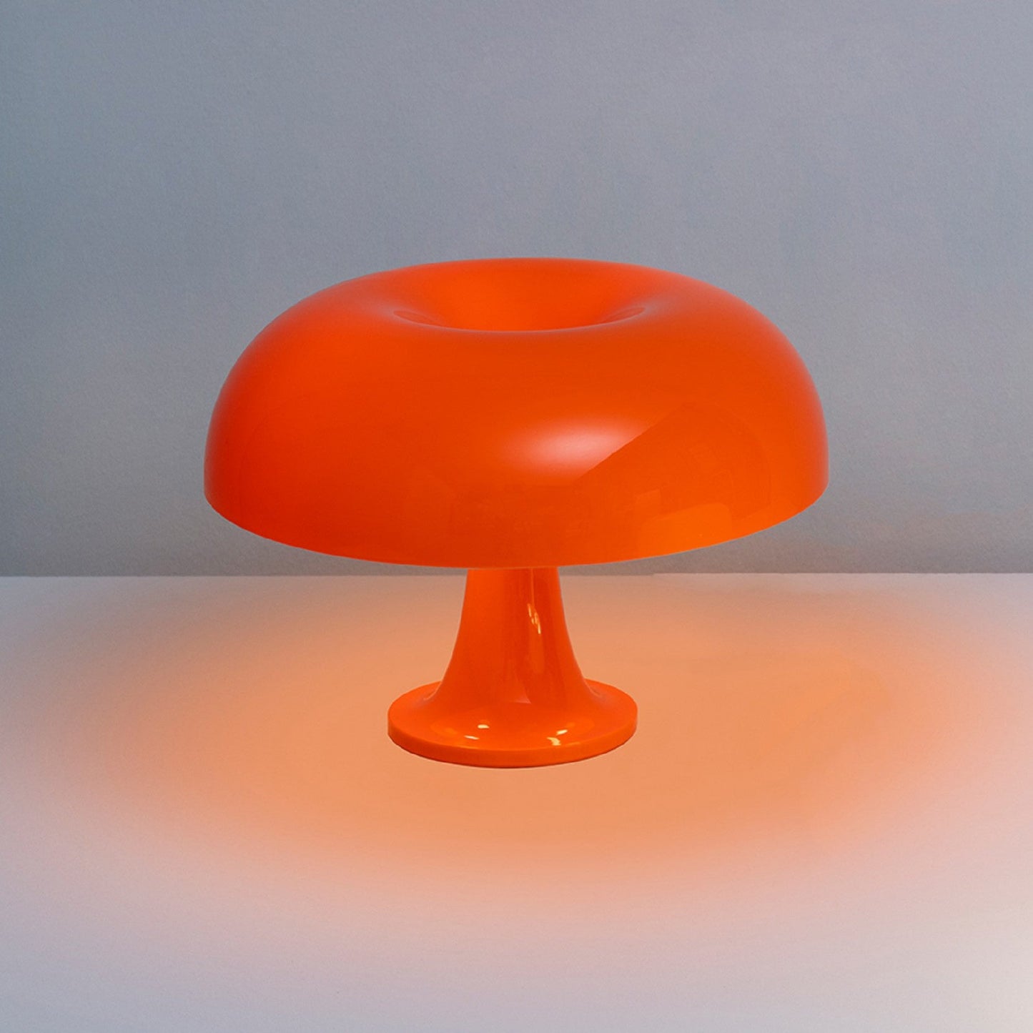 Lampe de Table Torus Colorée – Forme Circulaire Iconique & Couleurs Éclatantes