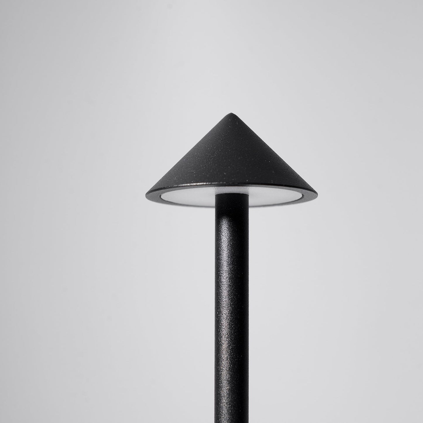 Lampe de Table Pina Rechargeable Étanche – Éclairage Sans Fil Intérieur & Extérieur