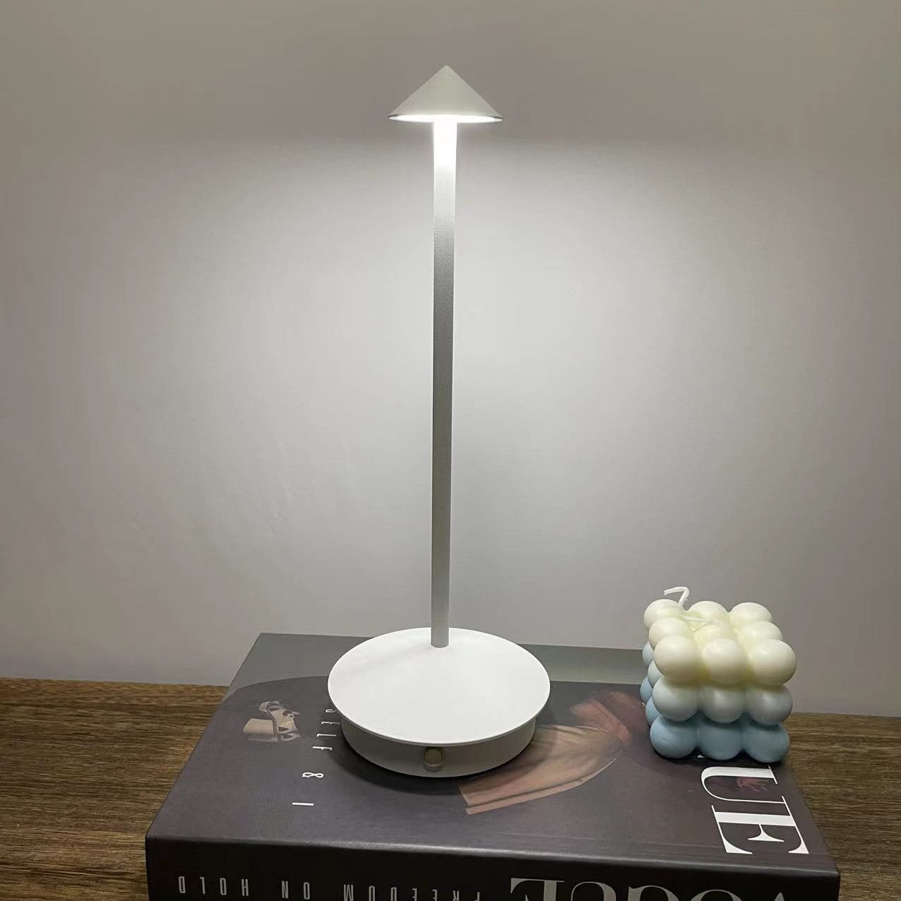 Lampe de Table Pina Rechargeable Étanche – Éclairage Sans Fil Intérieur & Extérieur