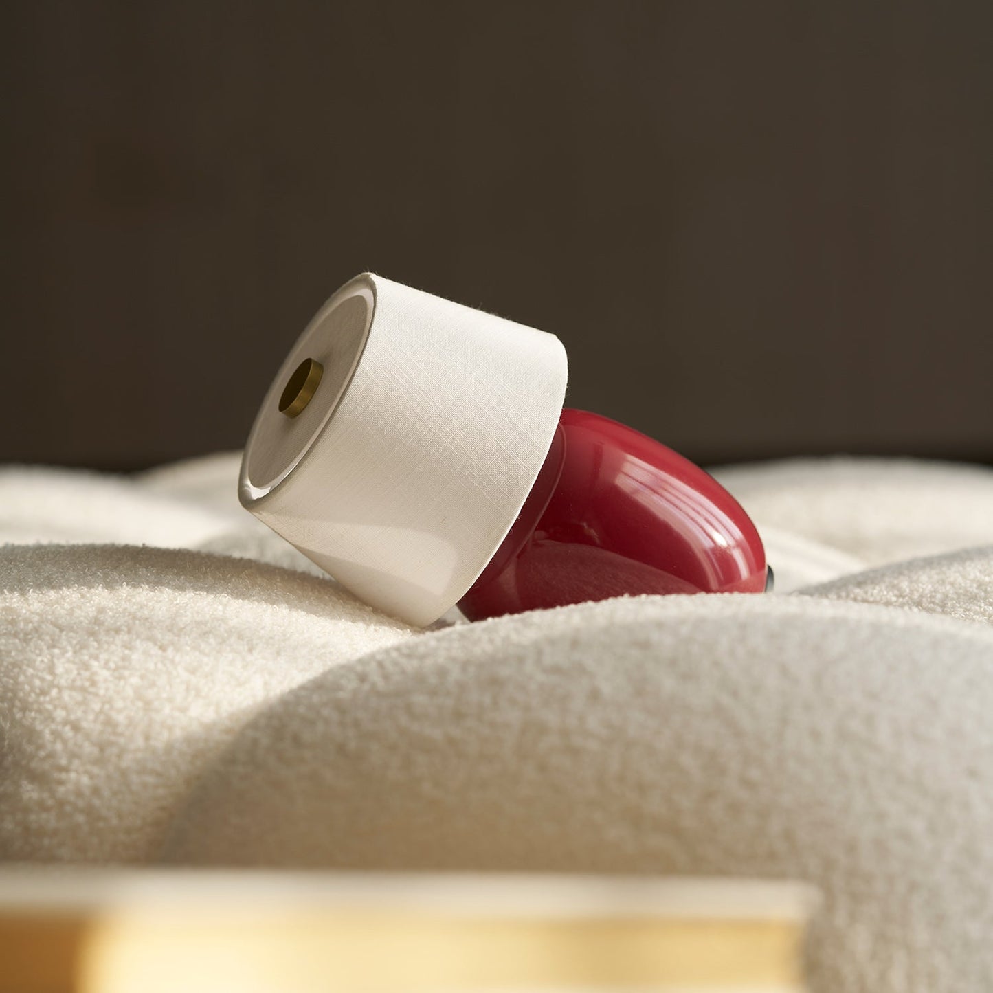 Lampe de Table Torso Petite à Batterie – Céramique Artisanale & Élégance Portable