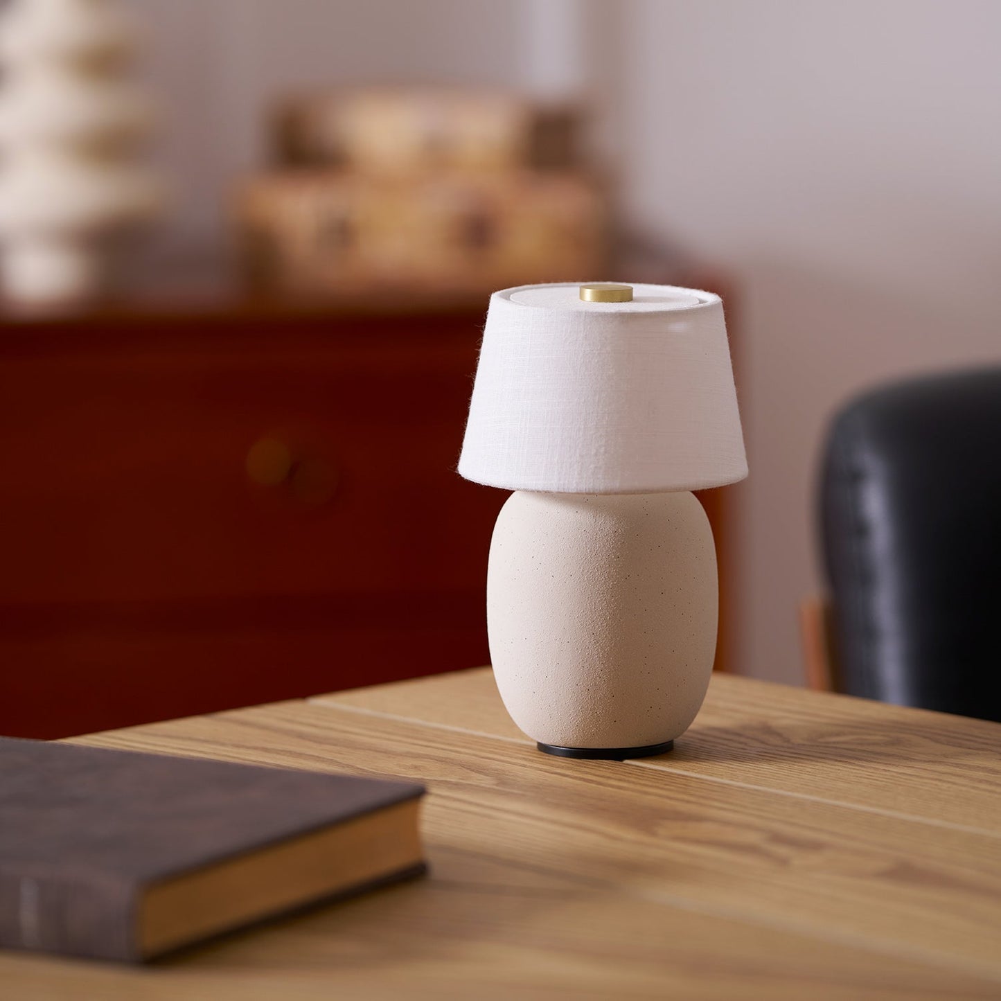 Lampe de Table Torso Petite à Batterie – Céramique Artisanale & Élégance Portable