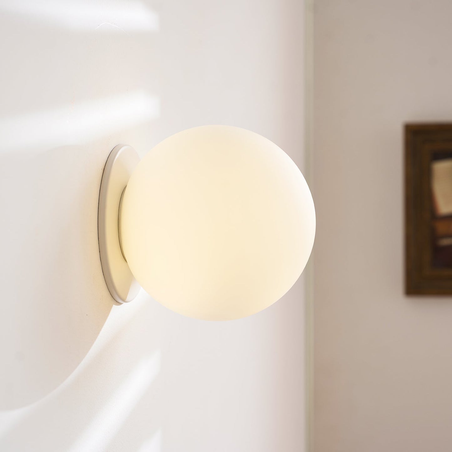 Applique Murale Vimala en Verre – Lumière Pure & Design Épuré Polyvalent