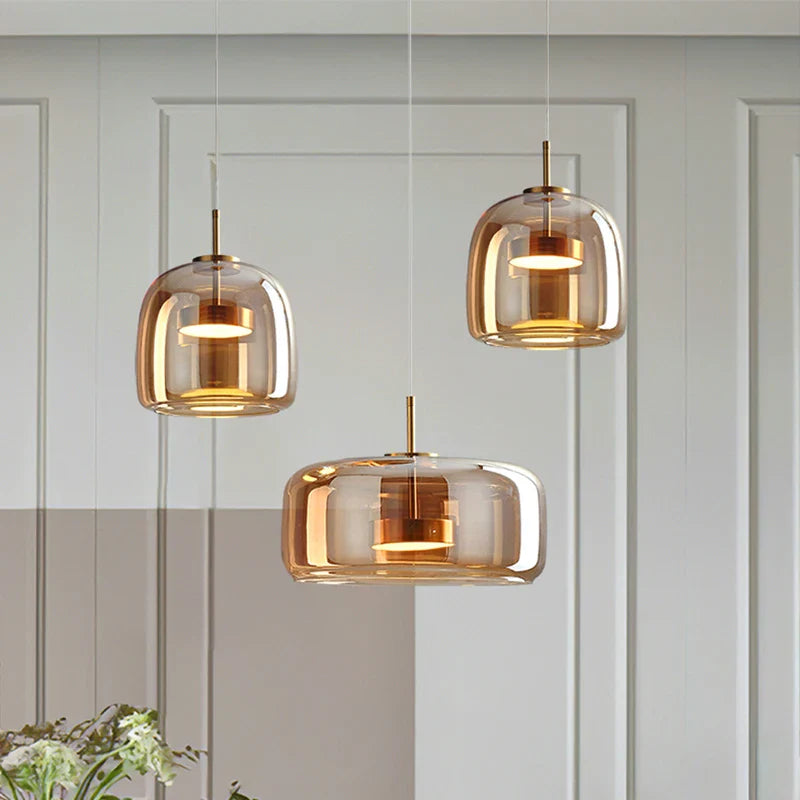 Suspension LED en Verre Nordique Élégante