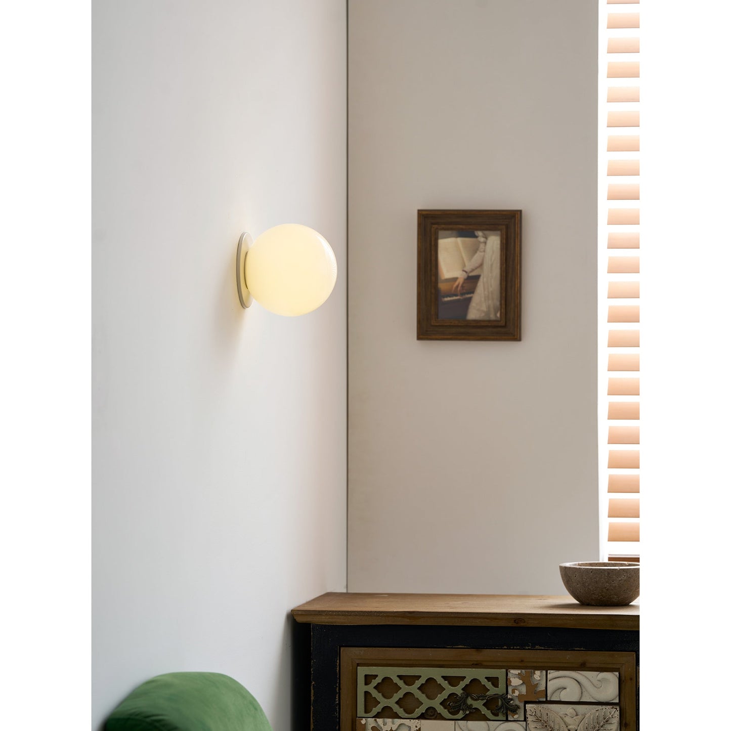 Applique Murale Vimala en Verre – Lumière Pure & Design Épuré Polyvalent